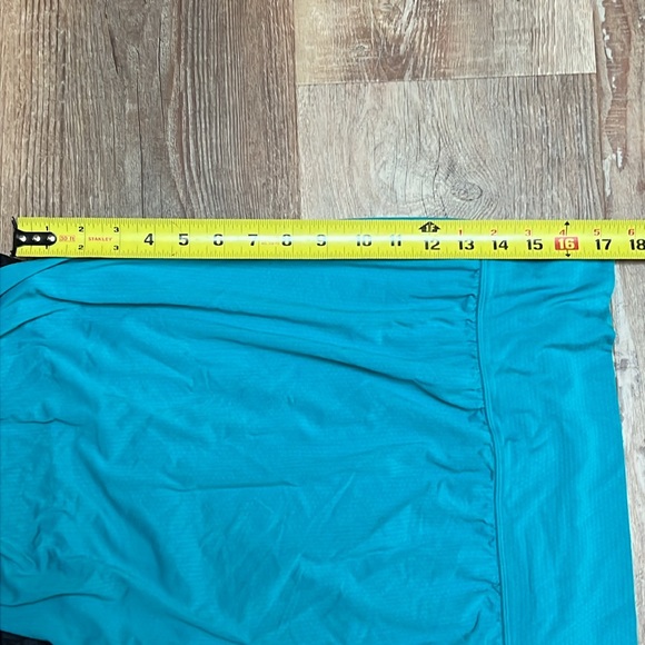 Lululemon No Limits Tank- size 2 - Picture 5 of 5